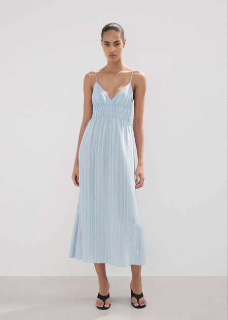 vestido fruncido