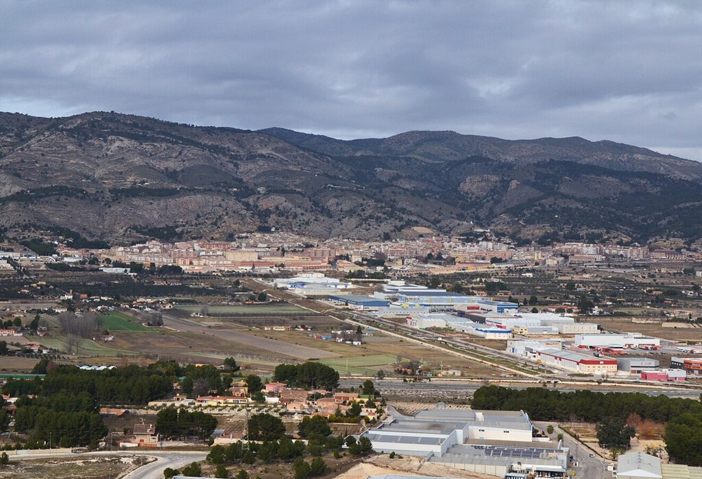 Playmobil y la industria del juguete llevan años marchándose de Alicante. En su lugar llega un viejo conocido: el turismo