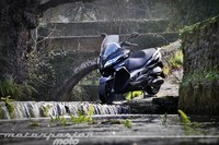 Kawasaki J300, prueba (características y curiosidades)