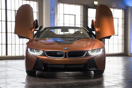 BMW i8 Roadster