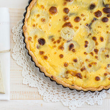 Tarta de plátano y chocolate, receta fácil y deliciosa, para disfrutar sin esperar a que se enfríe