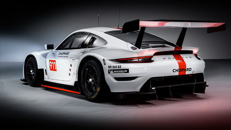 El Porsche 911 RSR GTE es el nuevo coche de carreras de Porsche, listo para la categoría GTE del WEC
