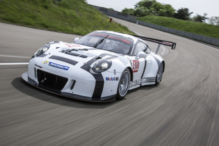 Ligereza, eficiencia, efectividad y economía para el Porsche 911 GT3 R 2015