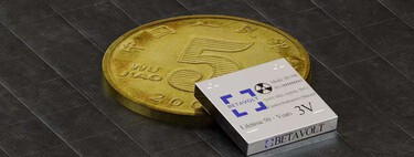 China ha creado una batería atómica que dura 50 años y abre la puerta a móviles que no se carguen nunca 