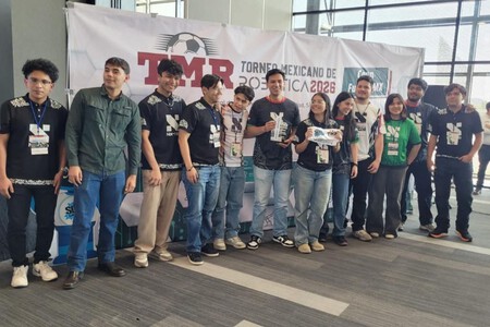 Ingenieros Tamaulipas Crean Robot Humanoide Con Ia Perro Robot Manejan Control Videojuegos Xataka Mexico 1