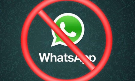 Cuidado con tus grupos de WhatsApp: podrían hacer que te expulsen de la aplicación