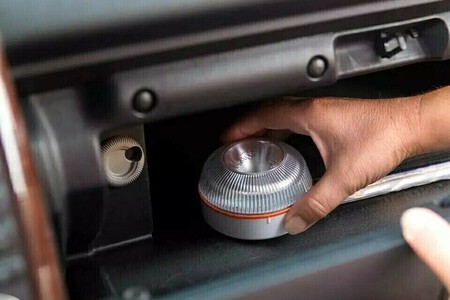 La nueva señal de emergencia V-16 sí puede utilizarse aunque no tenga geolocalización