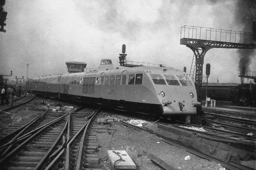 800 CV y 50 litros de cilindrada para 200 km/h. Así eran los trenes Bugatti