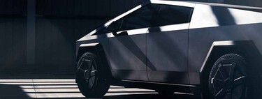 Se compra una Tesla Cybertruck y la quiere vender porque no le cabe en su plaza de garaje. Tesla amenaza con multarle con más de 46.000 euros