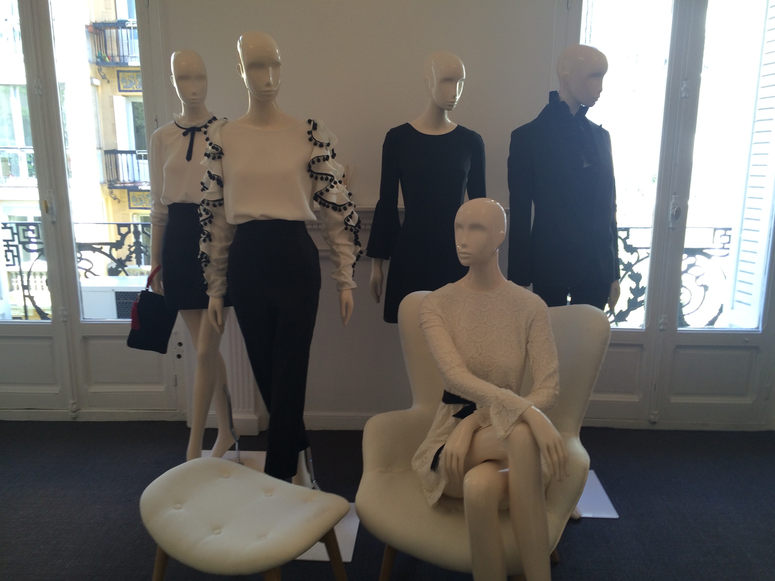 Spanish Collection la colección de diciembre Suiteblanco