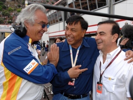 Renault negocia con un patrocinador indio