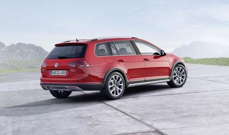 volkswagen-golf-alltrack-(2)-4.jpg
