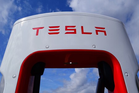 TESLA5