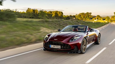 Aston Martin Db12 S 22