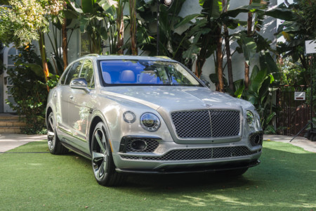 Bentley Bentayga First Edition. Tranquilo, que solo habrá 608 unidades