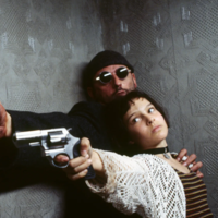 Es una de las mejores películas de acción de los 90 y tiene un villano perfecto. Es un crimen que El profesional no esté en ninguna plataforma de streaming