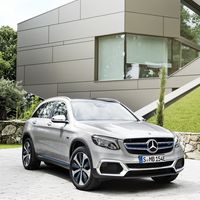 Mercedes Benz GLC F-Cell Concept, el SUV que puedes recargar en casa o en la hidrogenera