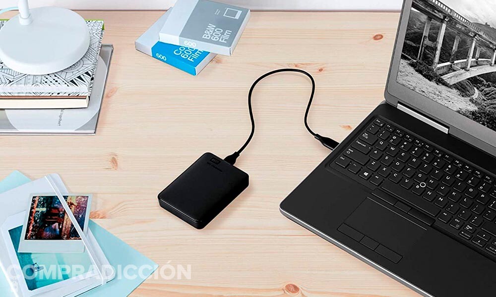 Llevar 2 TB para tus archivos junto al portátil sólo te cuesta 59 euros si eliges este disco duro WD Elements en Amazon Llevar 2 TB para tus archivos junto al portátil sólo te cuesta 59 euros si eliges este disco duro WD Elements en Amazon