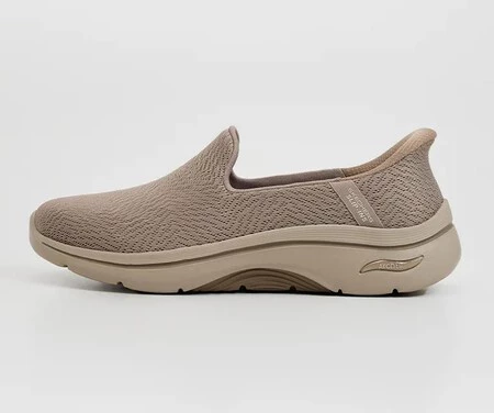 Skechers