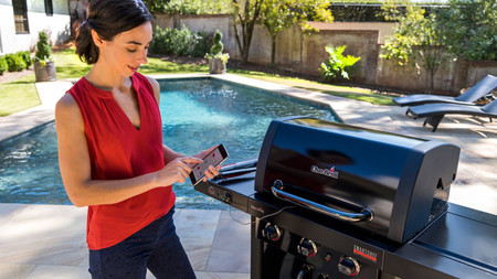 Ni una chuleta chamuscada más: esta barbacoa se puede controlar desde el móvil
