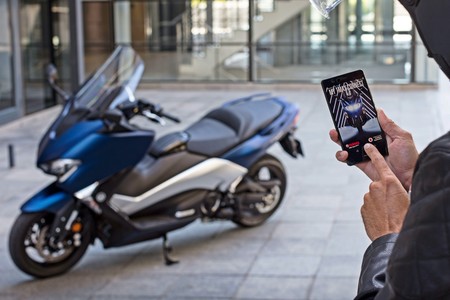 Internet de las cosas llega a los Yamaha T-MAX con Vodafone para hacerlos a prueba de robos