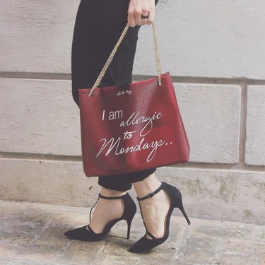 Ponle un toque divertido y original a tu look con los bolsos de mensajes de Le Pandorine  