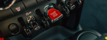 Mercedes ha llenado sus coches con pantallas durante años, ahora su máximo responsable reconoce que"los botones físicos son mejores" 