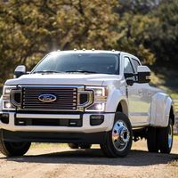 La 2020 Ford Super Duty es la pick-up más capaz de Ford y llega en otoño con tres motores V8