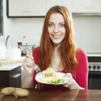 ¿Tengo que dejar de comer patatas antes del embarazo para prevenir la diabetes gestacional?