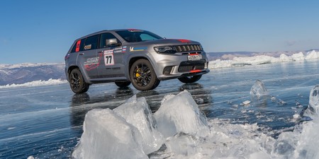 Jeep Grand Cherokee Trackhawk impone un nuevo récord de velocidad en nieve