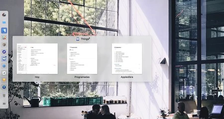 アプリは完全にカスタマイズ可能で、位置、色、形状を変更できます。