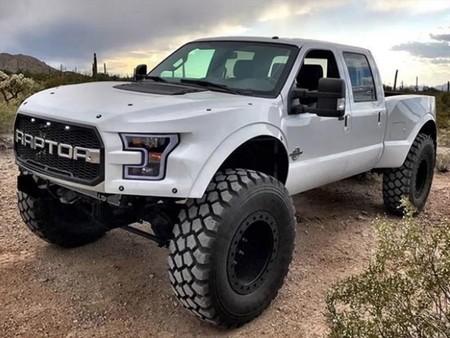 F250R MegaRaptor y SuperRaptor, más cerca de un T-Rex que de un Raptor