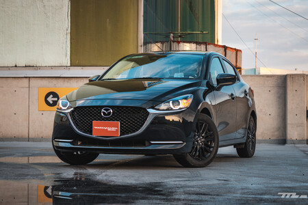Mazda2 Sedán