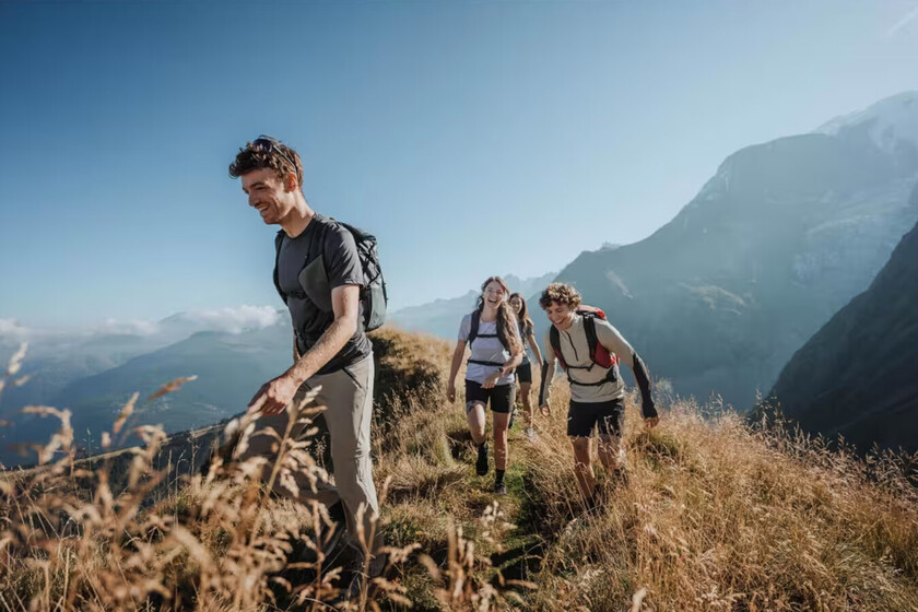 Desmontable, ligero y con más de 40% de descuento: así es el pantalón de montaña y trekking que puedes encontrar en Decathlon