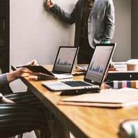 Autónomos en pluriactividad, ¿cómo presentar la declaración de la renta?