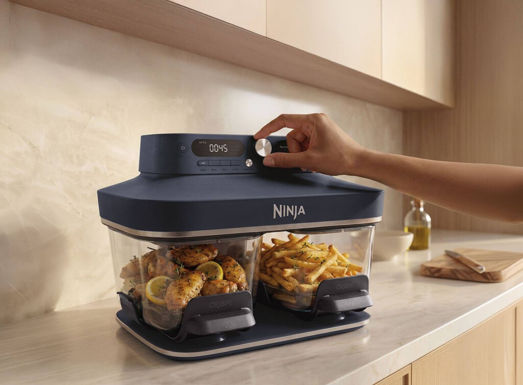 Ninja lleva el cristal a su air fryer de doble cesta. Ahora podemos vigilar dos platos sin abrir ningún cajón 