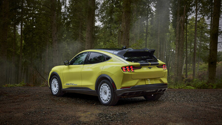 Ford Mustang Mach E Rally 2024 0