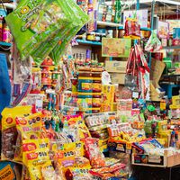 La industria de la comida chatarra se dio cuenta que hay algo mejor que vender dulces a los niños: ir por adultos nostálgicos 