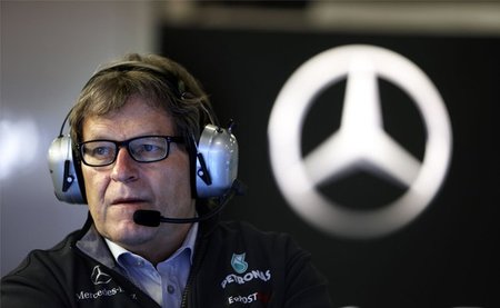 Mercedes GP niega que estén cerca de superar el límite presupuestario