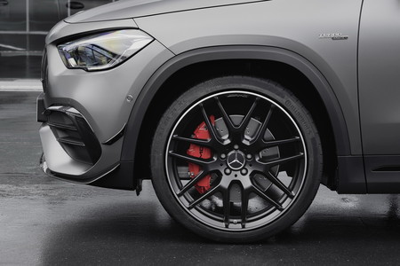 Mercedes Amg Gla 45 2021 17