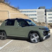 Probamos el Hyundai Inster: pequeño por fuera, mega-práctico por dentro y con un precio que ya me hace plantearme en serio los coches eléctricos para usar todos los días