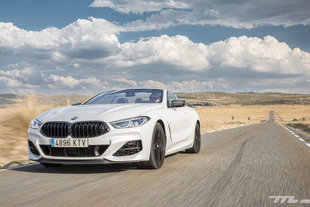 BMW M850i Cabrio delantera lateral