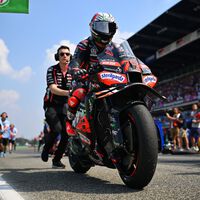 Aprilia puede revolucionar MotoGP con su último invento: un chasis de carbono sin tornillos ni soldaduras que va unido solo con pegamento 