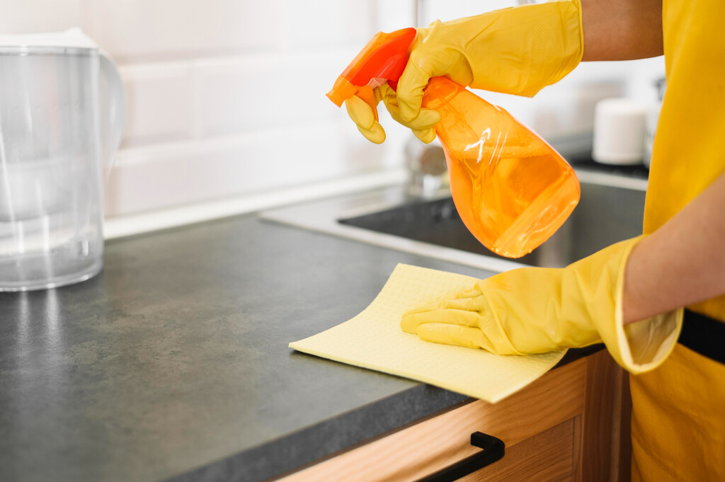Las bayetas de la cocina no son solo amarillas: los colores sirven diferenciar su uso 