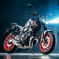 La Yamaha MT-07 se pondrá a la venta en marzo por 7.000 euros junto a la Yamaha MT-09