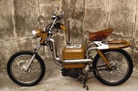 Moto Steampunk híbrida