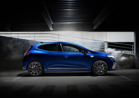 Renault Clio 2024 1600 07