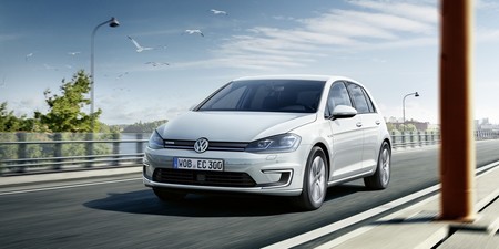 El Volkswagen e-Golf 2017 de 35,8 kWh ya tiene precio en Alemania: 35.900 euros