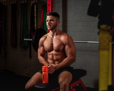 Cómo empezar a entrenar en el gimnasio si eres novato: entrenamiento de las semanas 17 y 18