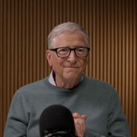 Bill Gates (70 años), fundador de Microsoft, advierte sobre la IA: "Nunca ha existido un arma tan poderosa" y exige límites obligatorios por seguridad 